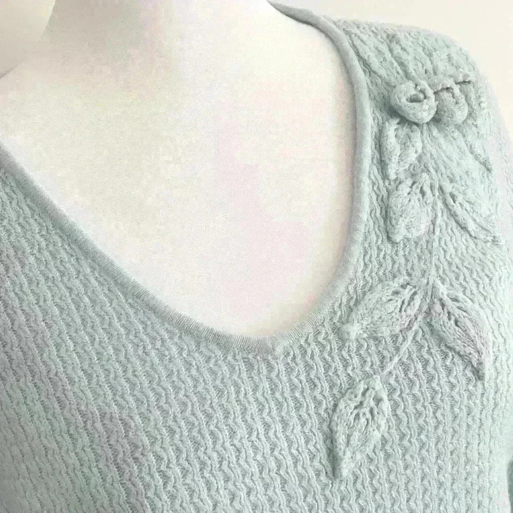 Sage Harbor Vintage Sweater Women’s Size Petite Large Blue Embroidered Sequin - Picture 3 of 8
